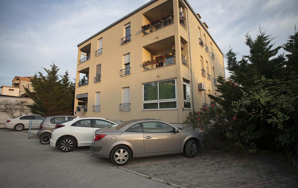 Apartment Sunny Yellow - With Balcony And Parking Place, Split Szoba fotó